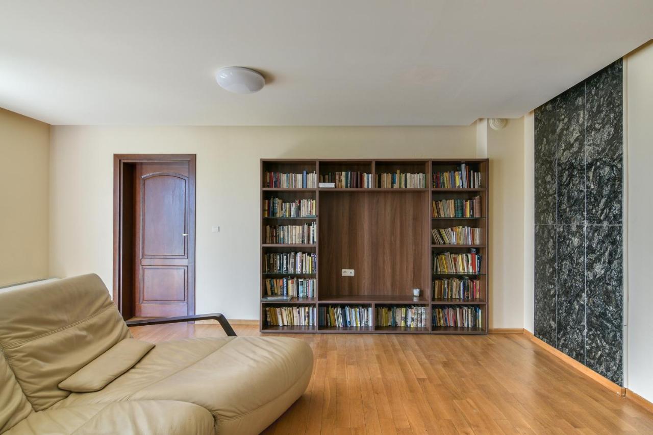 וארנה Central Flat With Monster Living Room מראה חיצוני תמונה