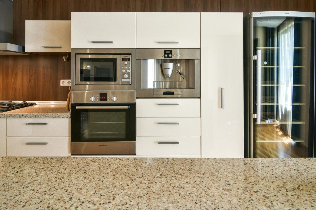 וארנה Central Flat With Monster Living Room מראה חיצוני תמונה